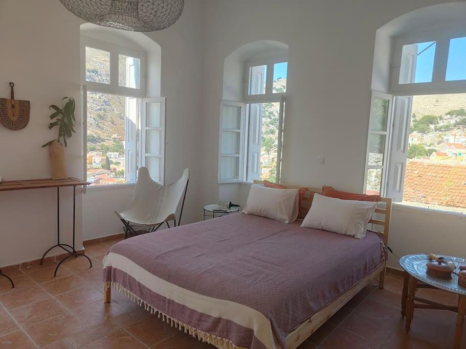 Maison Avec Terrasses Et Vues Simi Exterior foto